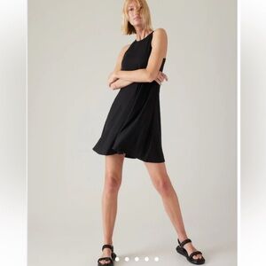 Athleta Santorini Thera Swing Dress Black